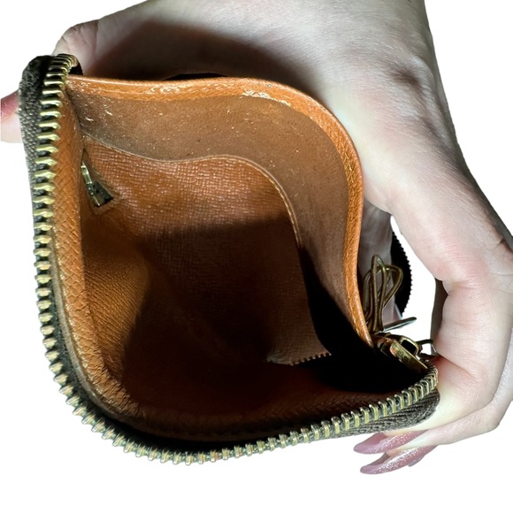 LOUIS VUITTON VINTAGE ZIPPY MONOGRAM 6 KEY CASE/CARD HOLDER - Picture 13 of 14